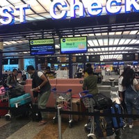 Photo taken at Scoot (TR) Check-in Counter by Dan R. on 9/22/2017