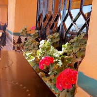 Photo taken at Hotel Alhambra Palace by بسيط . on 6/15/2023