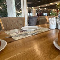 Photo prise au Omsed Unlu Mamüller Cafe ve Restaurant par TAHA Ö. le1/1/2023
