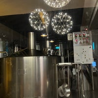 Photo taken at RedDot BrewHouse by Christoph B. on 9/16/2022
