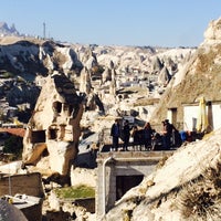 Foto tirada no(a) Anatolian Cave Hotel por BRh+ em 11/14/2015