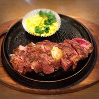 Photo taken at Steak Kuni by yuko on 5/4/2016