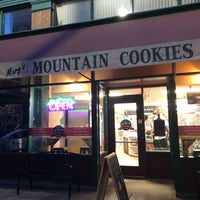 Foto scattata a Mary’s Mountain Cookies da Nina G. il 7/11/2019