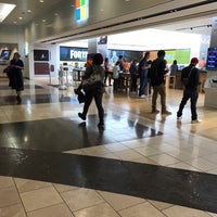 Photo taken at Microsoft Store by Eric C. on 9/7/2018