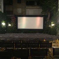 Foto tirada no(a) Cine Αθηναία por Nefeli em 5/29/2016