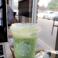 Photo taken at Starbucks by 🤍🤍 on 8/29/2021