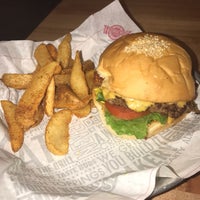 Photo taken at Fuddruckers by Annette W. on 11/4/2018
