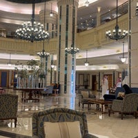 Foto tirada no(a) The Ritz Carlton Jeddah por Nnn em 5/15/2024