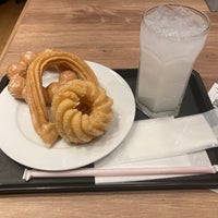 Photo taken at Mister Donut by あれぐろ on 3/19/2023