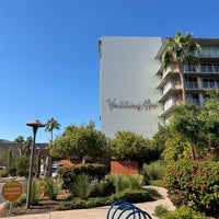 รูปภาพถ่ายที่ Hotel Valley Ho โดย Blue H. เมื่อ 11/5/2023