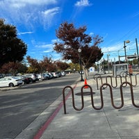 Photo taken at Mountain View Caltrain Station by Blue H. on 11/4/2023