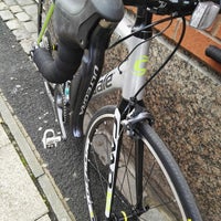 evans cycles trafford park