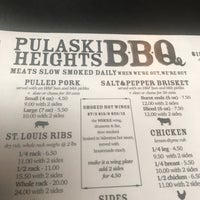Foto tomada en Pulaski Heights BBQ  por Molly E. el 6/22/2018