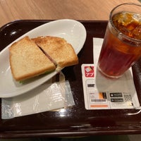 Photo taken at EXCELSIOR CAFFÉ by おだゆー on 9/6/2022