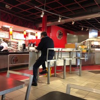 Foto scattata a Z Burger da CLOSED!! 😁 il 2/26/2018