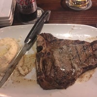 Photo taken at LongHorn Steakhouse by Emile B. on 7/23/2017