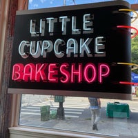 Photo taken at Little Cupcake Bakeshop by Jenn B. on 7/4/2021