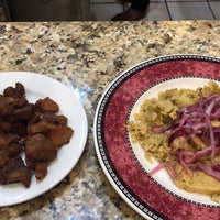 5/25/2018 tarihinde Michelle P.ziyaretçi tarafından El Merengue Restaurant'de çekilen fotoğraf