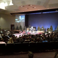 Foto scattata a King&amp;#39;s Park International Church da Q G. il 12/2/2012