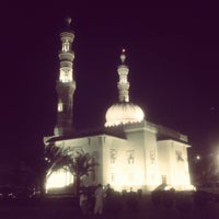 Photo taken at Al Majaz Mosque by Omair M. on 3/15/2013