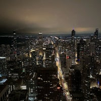 Das Foto wurde bei 360 CHICAGO von G 🇺🇸 am 12/3/2023 aufgenommen