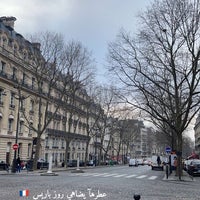 Photo taken at Helzear Champs-Élysées by Mjd on 3/6/2023