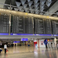 12/29/2019 tarihinde Olga R.ziyaretçi tarafından Frankfurt Havalimanı (FRA)'de çekilen fotoğraf