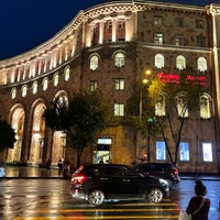 Photo taken at Armenia Marriott Hotel Yerevan by DIMO on 10/9/2022