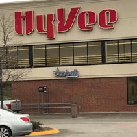 Photo taken at Hy-Vee by Tammy H. on 1/6/2019