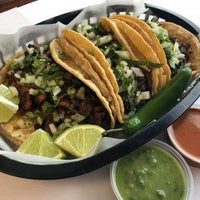 Das Foto wurde bei Tacos Puebla von Tacos Puebla am 2/23/2021 aufgenommen