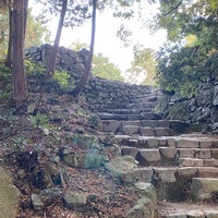 Photo taken at Azuchi Castle Ruins by nozomi326 on 11/18/2023