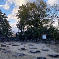 Photo taken at Azuchi Castle Ruins by nozomi326 on 11/18/2023