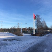 Photo taken at Laajasalon liikuntapuisto by Jouni K. on 1/21/2017
