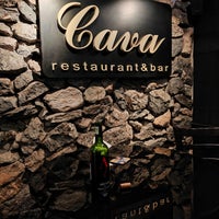 รูปภาพถ่ายที่ Cava Restaurant &amp;amp; Bar โดย William N. เมื่อ 11/8/2023