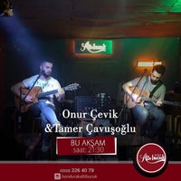 Foto diambil di Son Durak Altı Buçuk Cafe &amp;amp; Bar oleh Veysi B. pada 4/8/2019