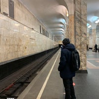 Photo taken at metro Avtozavodskaya by Алексей Г. on 12/7/2021