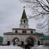 Photo taken at Дворцовые (передние) ворота by Алексей Г. on 2/27/2021