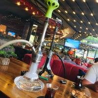 Foto diambil di Hugga Mug Lounge oleh Yargiç pada 7/7/2022