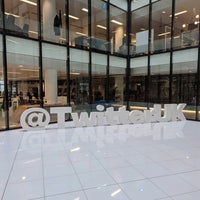 Photo taken at Twitter UK by Casey R. on 4/29/2022