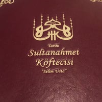รูปภาพถ่ายที่ Sultanahmet Köftecisi &amp;quot;Metropark&amp;quot; โดย MBK ⭐️⭐️ เมื่อ 9/19/2017