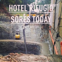 Das Foto wurde bei Hotel Rifugio Sores von Rifugio Sores am 10/8/2014 aufgenommen