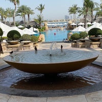 รูปภาพถ่ายที่ Sofitel Dubai The Palm Resort &amp;amp; Spa โดย H เมื่อ 5/17/2024