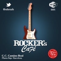 8/2/2013 tarihinde Rocker&amp;#39;s Caféziyaretçi tarafından Rocker&amp;#39;s Café'de çekilen fotoğraf
