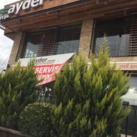 รูปภาพถ่ายที่ Yeşil Ayder Restaurant โดย Ali A. เมื่อ 1/25/2021