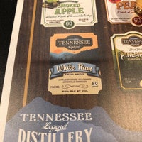 Photo prise au Tennessee Legend Distillery - Winfield Dunn Parkway par Cindy B. le6/2/2021