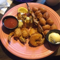 Foto scattata a The Ketch Seafood Grill da Bonnie N. il 8/28/2016