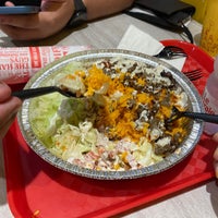 Photo taken at The Halal Guys by Fadzlina A. on 12/7/2022