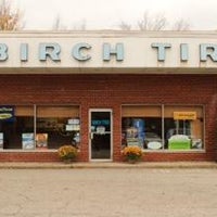 7/2/2013にRichがBirch Tire &amp;amp; Auto Serviceで撮った写真