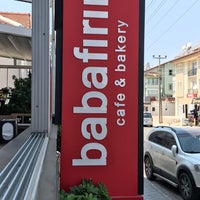 Das Foto wurde bei Baba Fırın - Cafe Taşyaka von TC Mine D. am 8/23/2018 aufgenommen