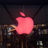 Photo taken at Apple Store by # denistland #. on 12/1/2015